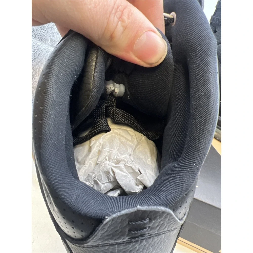 NEW/RARE Converse‎ Sicks Mid  A21511